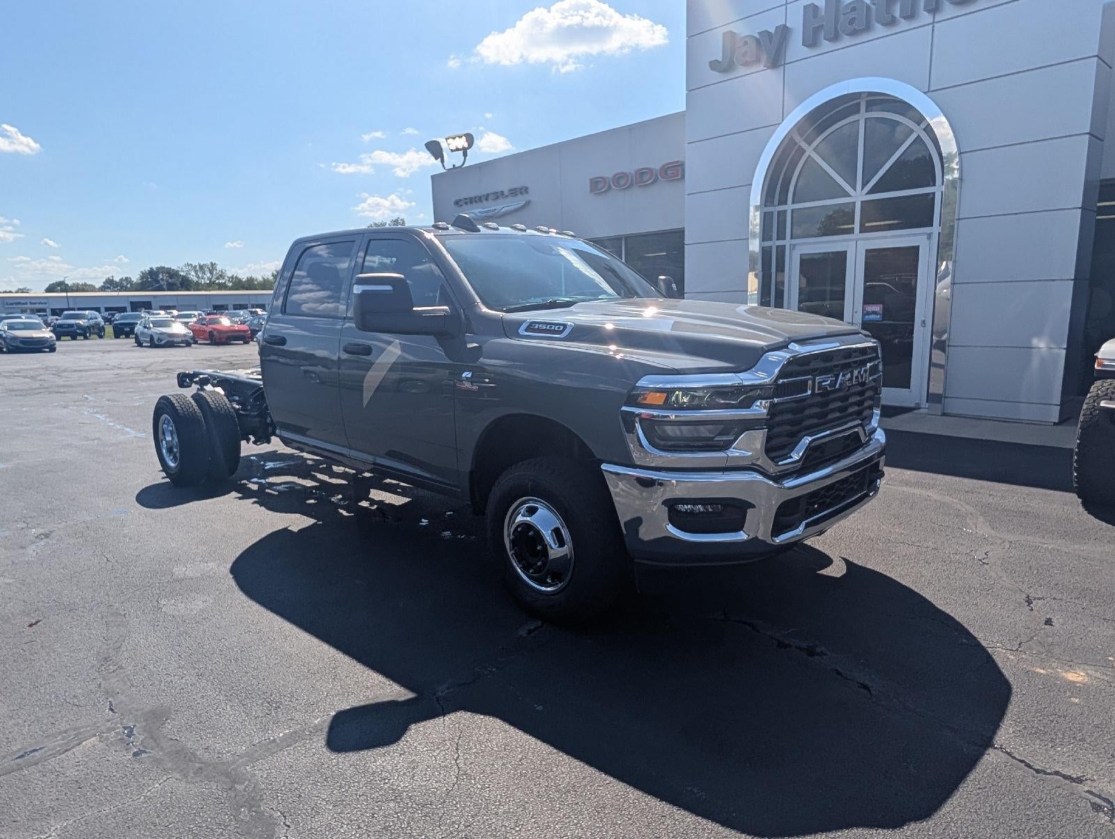 2027 RAM Ram 3500 Chassis Cab RAM 3500 TRADESMAN CREW CAB CHASSIS 4X4 60' CA