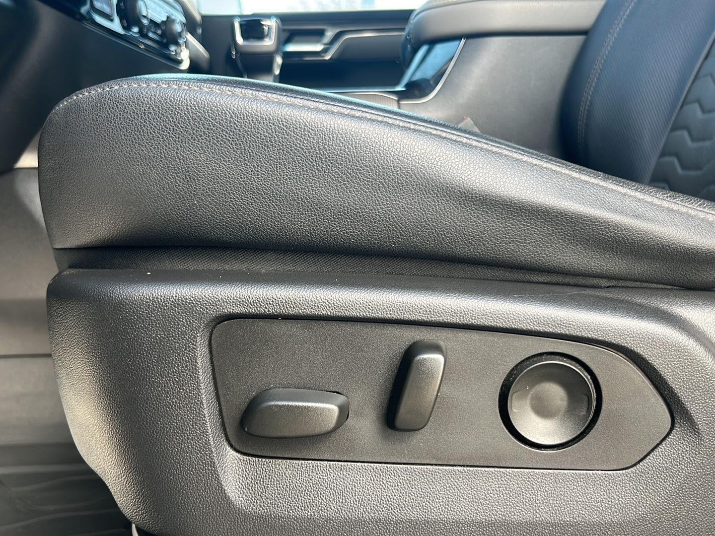2023 Chevrolet Silverado 1500 4WD Crew Cab Short Bed ZR2