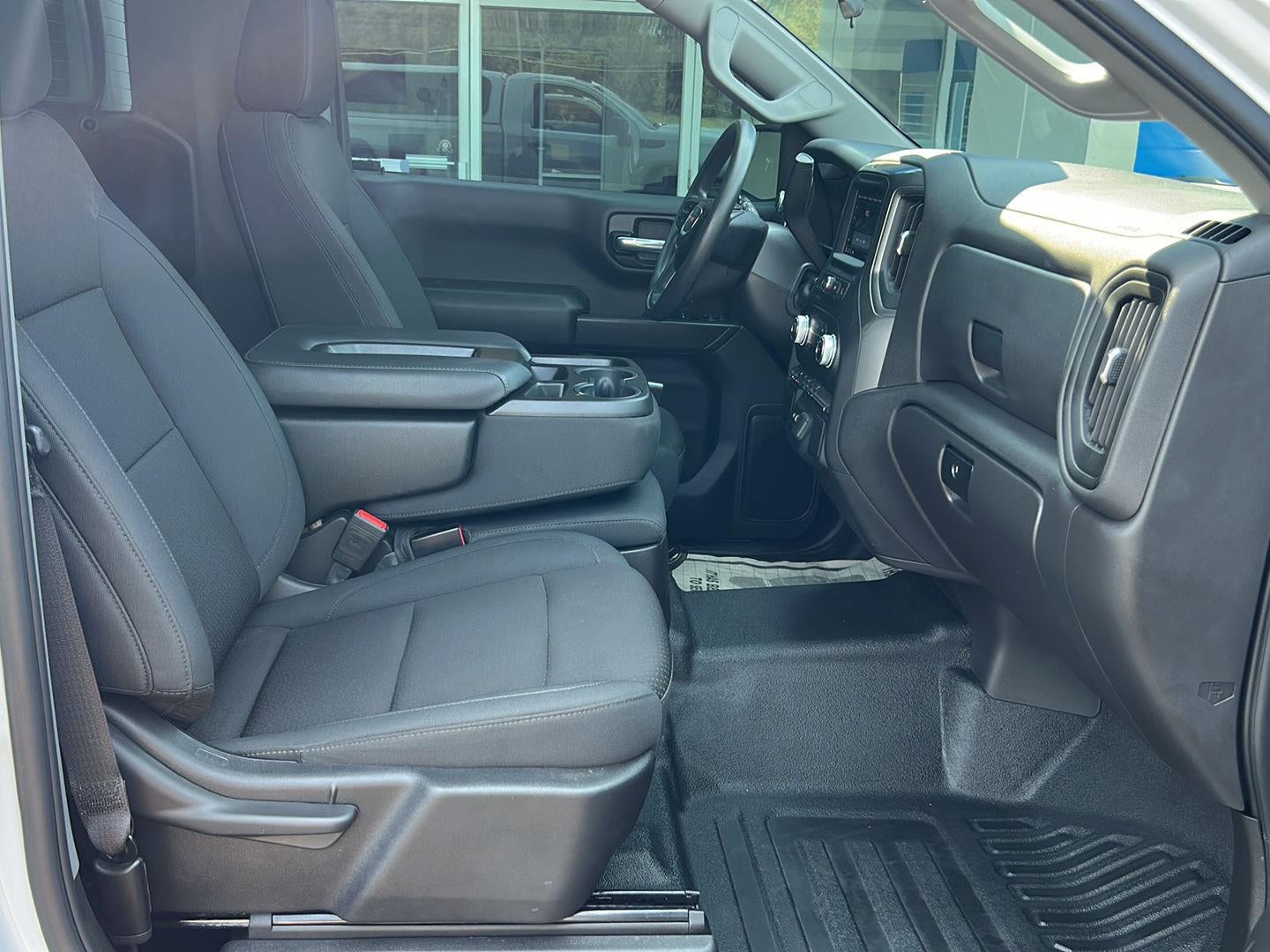 2024 GMC Sierra 1500 4WD Regular Cab Standard Box Pro