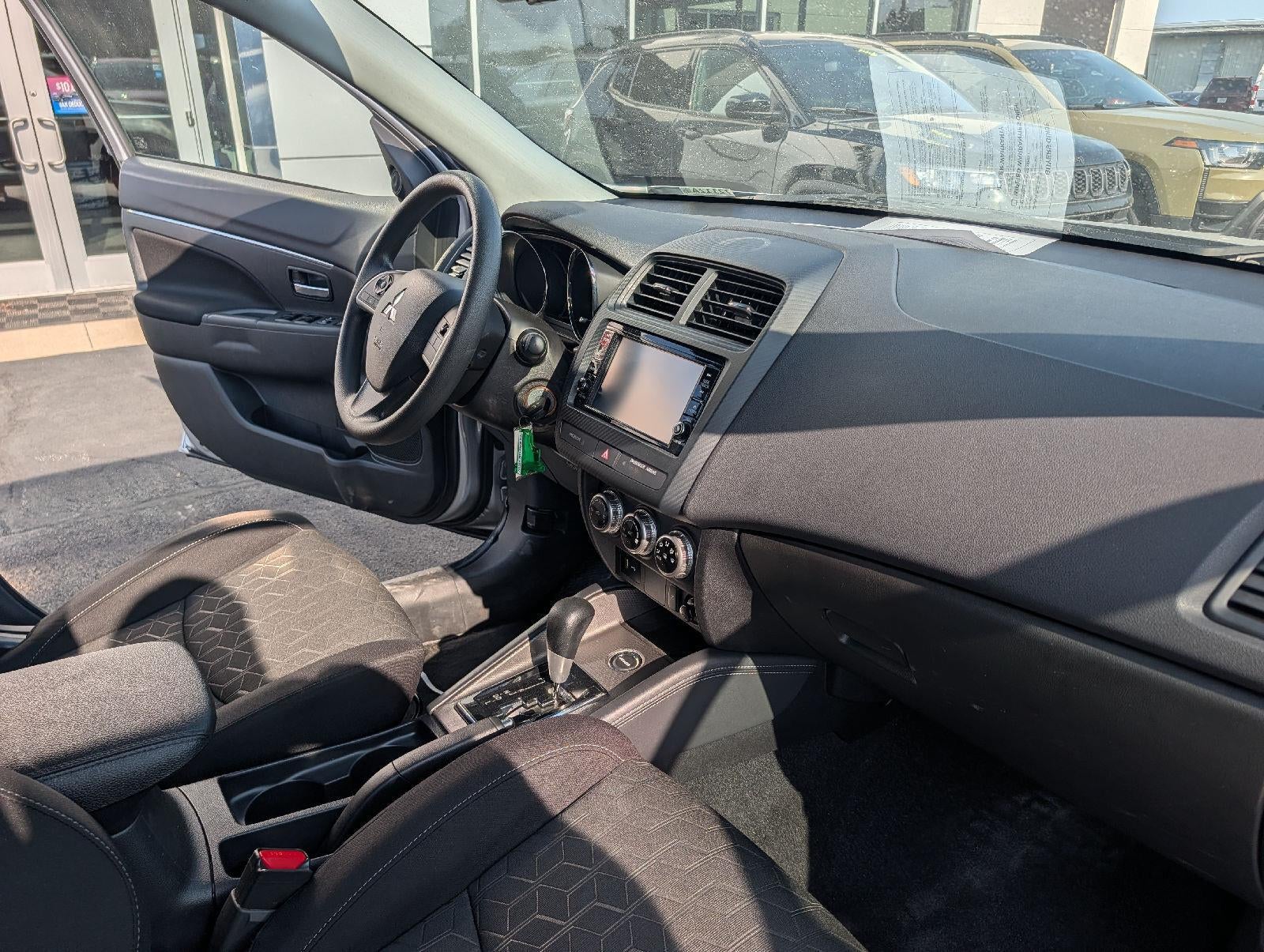 2025 Mitsubishi Outlander Sport 2.0 ES AWC