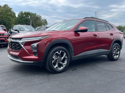2025 Chevrolet Trax FWD LT
