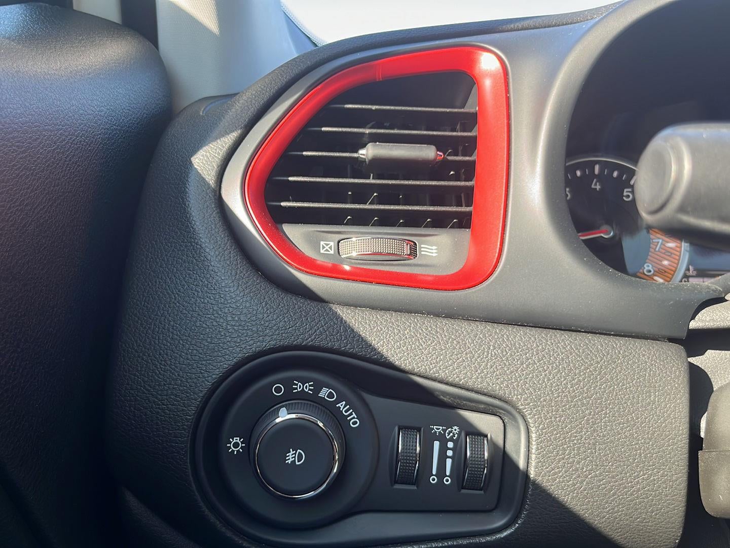 2023 Jeep Renegade Trailhawk 4x4