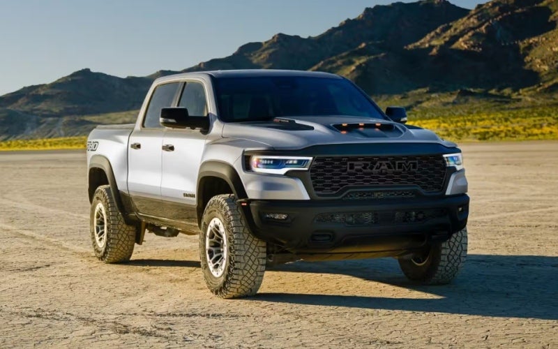 2027RAM1500-exterior-03